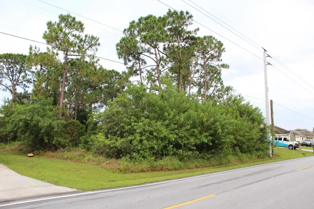 4141 SW Rosser Boulevard Port St Lucie FL 34953
