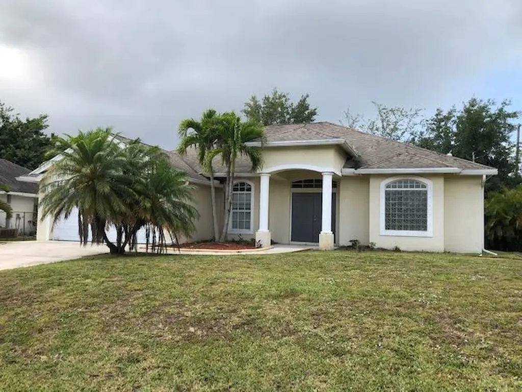 262 SW Elderberry Drive Port St Lucie FL 34953