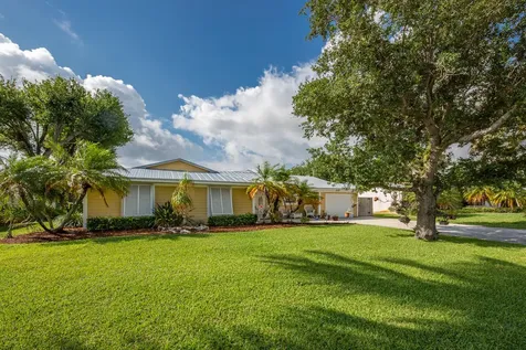 8002 SE Helen Terrace Hobe Sound FL 33455