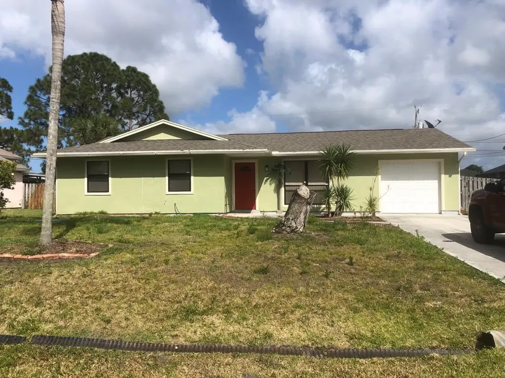 2781 SW Ensenada Terrace Port St Lucie FL 34953