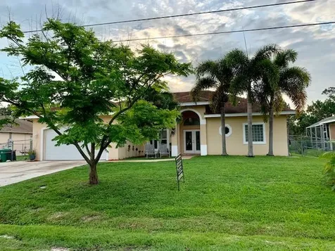 3133 SW Dimattia Street Port St Lucie FL 34953