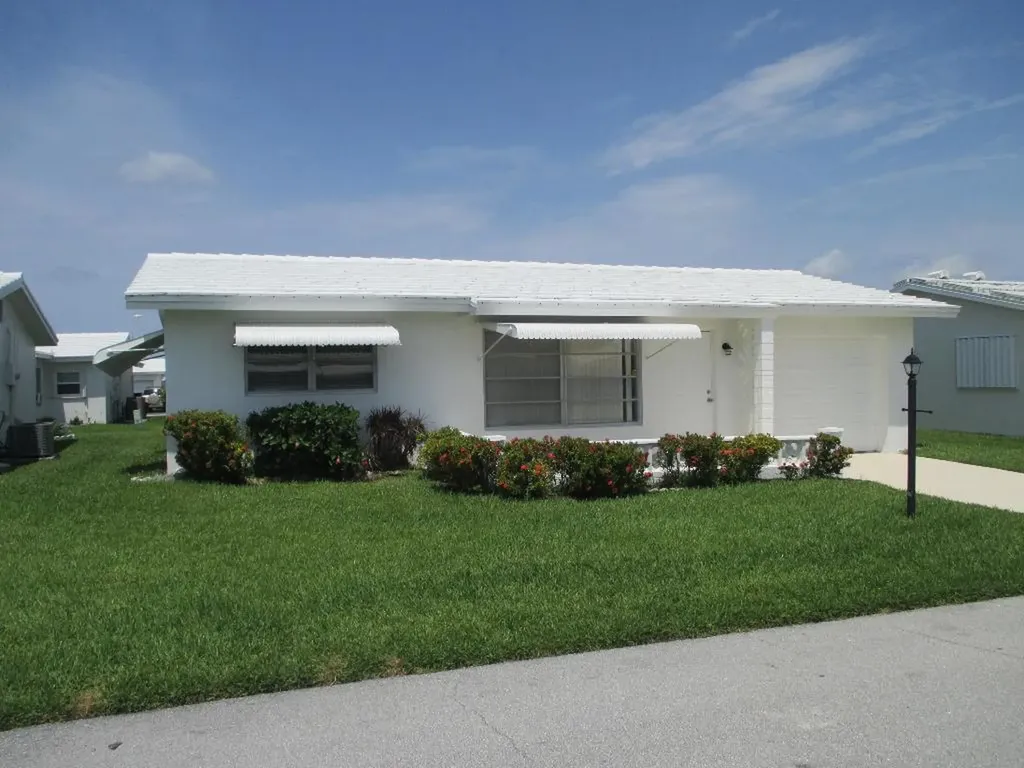 119 Ocean Court Boynton Beach FL 33426