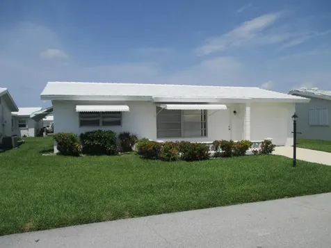 119 Ocean Court Boynton Beach FL 33426
