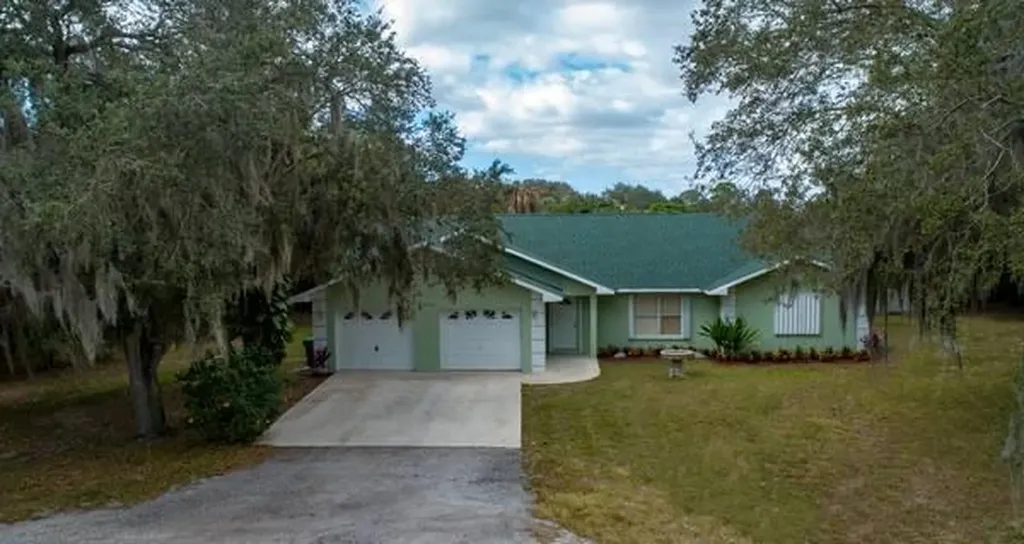 2007 N 45th Street Fort Pierce FL 34947