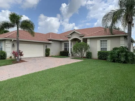 405 NW Dover Court Port St Lucie FL 34983