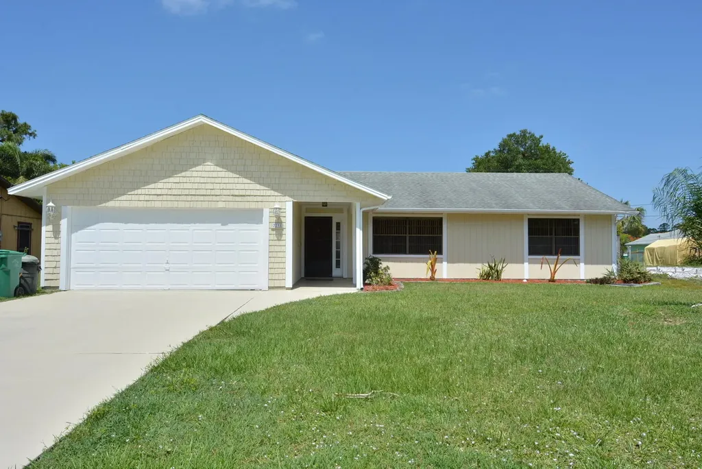 2238 SE Haddon Street Port St Lucie FL 34984
