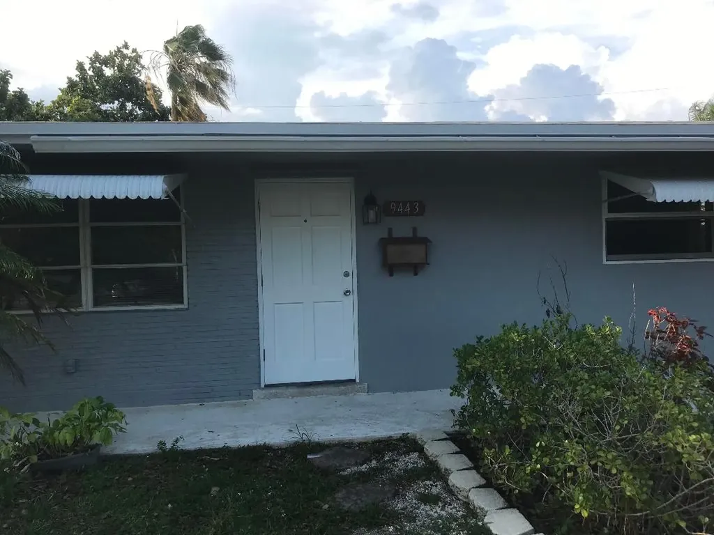 9443 SW 51st Court Cooper City FL 33328