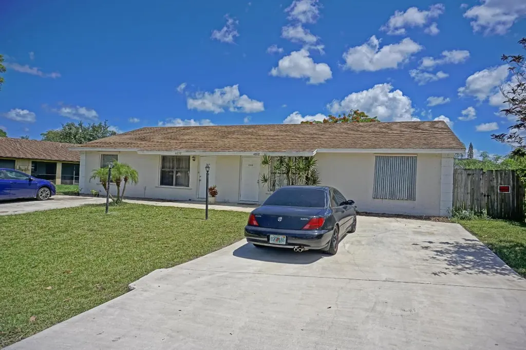 4868 4870 SE Salvatori Road Stuart FL 34997