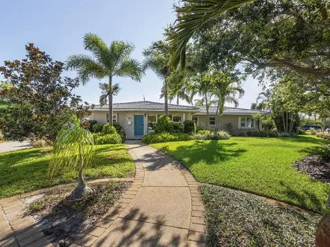 2002 N Lakeside Drive Lake Worth Beach FL 33460