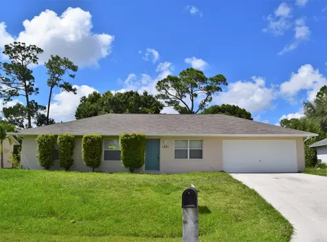 1581 SW Bellevue Avenue Port St Lucie FL 34953