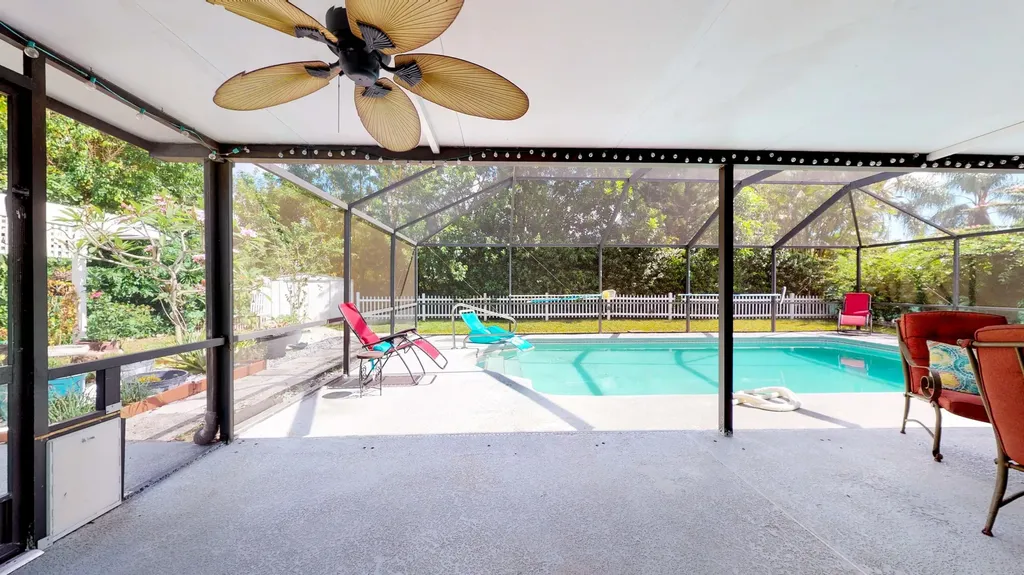 327 NE Solida Circle Port St Lucie FL 34983