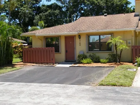 5184 Tennis Lane Delray Beach FL 33484