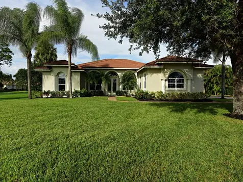 9404 Pinebark Court Fort Pierce FL 34951