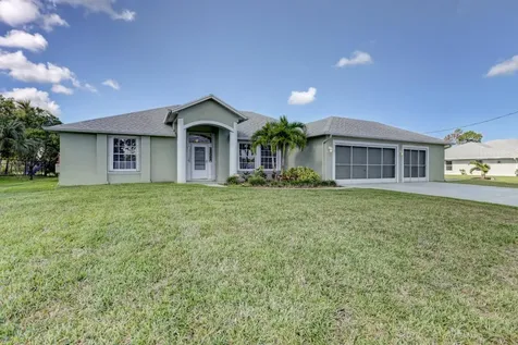 5767 NW Zenith Drive Port St Lucie FL 34986