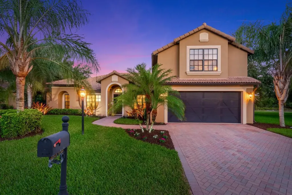 2316 NW Diamond Creek Way Jensen Beach FL 34957