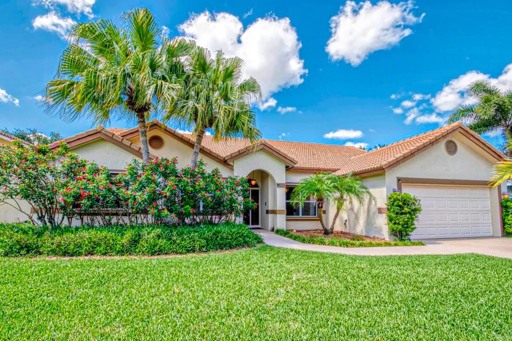 6675 Lake Island Drive Lake Worth FL 33467
