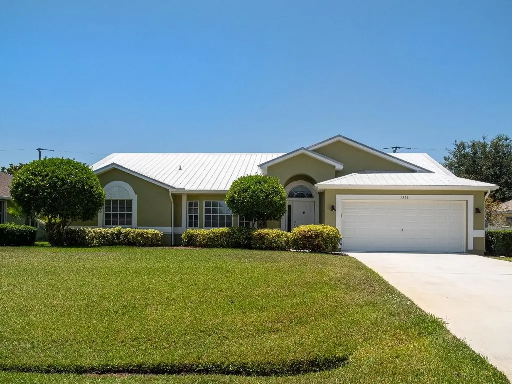 3384 SE East Snow Road Port St Lucie FL 34984