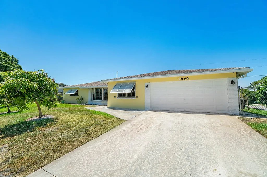 3666 Dorrit Avenue Boynton Beach FL 33436