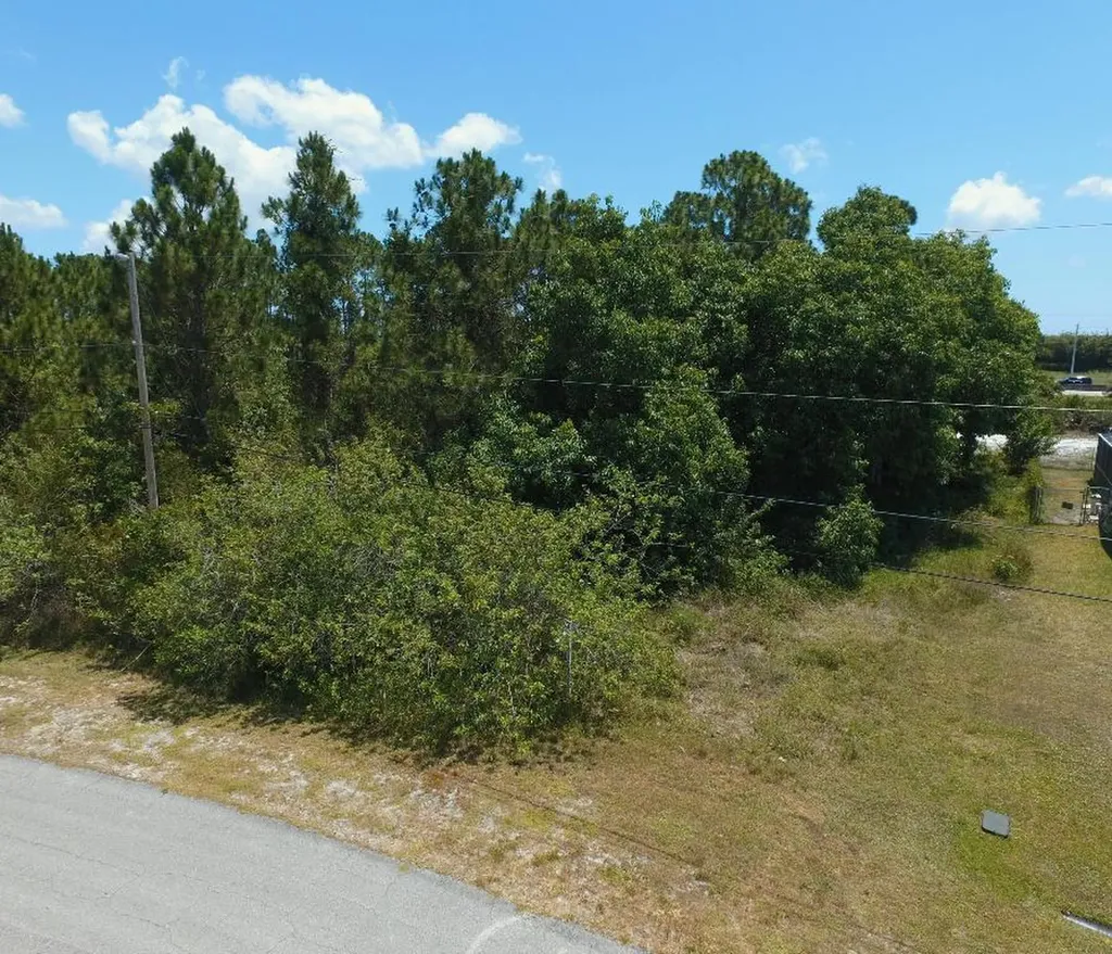 371 SW Aero Circle Port St Lucie FL 34953