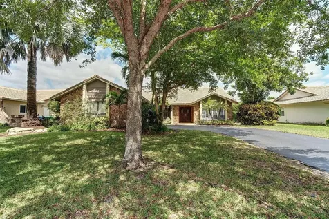 4833 NW 92nd Terrace Coral Springs FL 33067