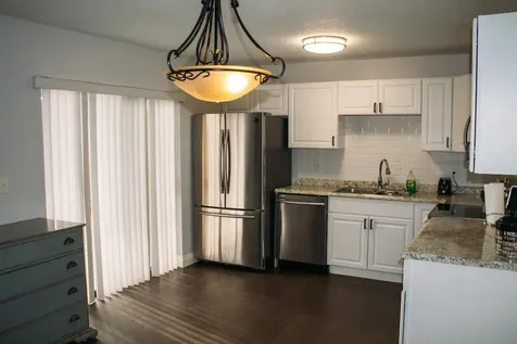 541 Springdale Circle Palm Springs FL 33461