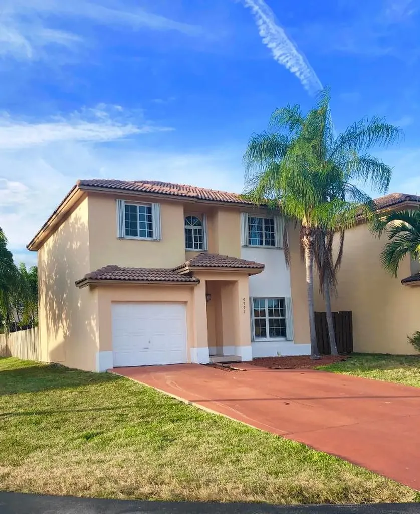 8797 SW 214th Lane Cutler Bay FL 33189
