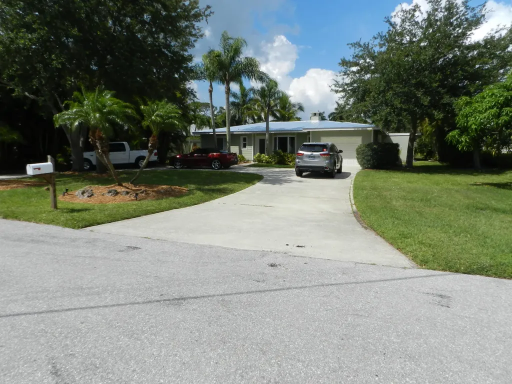 1964 NW Pine Tree Lane Stuart FL 34994