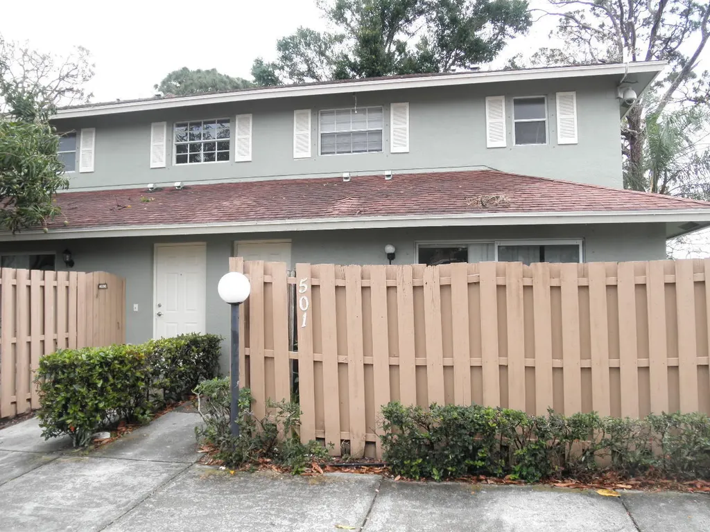 501 Cypress Way W Palm Springs FL 33406