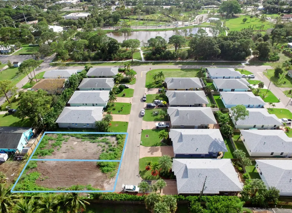17742 Evangeline Avenue Jupiter FL 33458