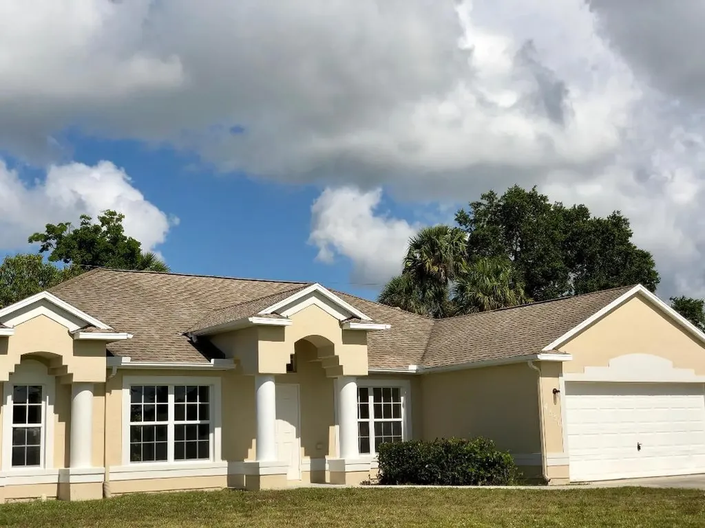 4550 SW Uleta Street Port St Lucie FL 34953