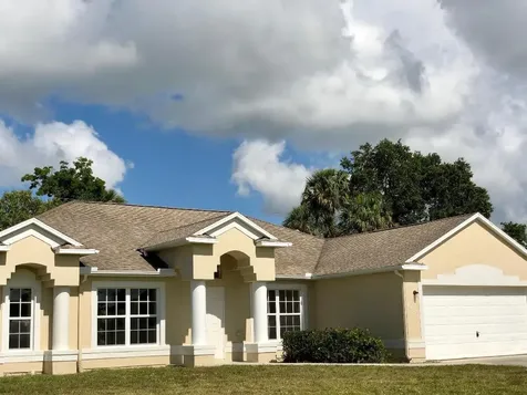 4550 SW Uleta Street Port St Lucie FL 34953