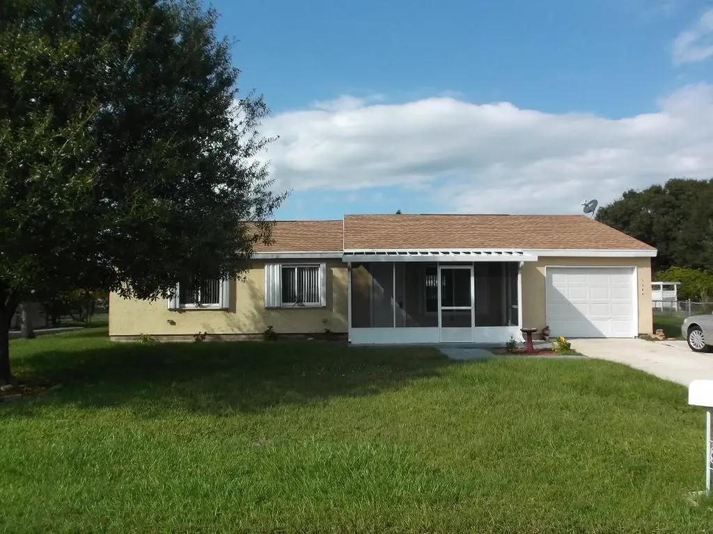 1366 SE Larose Court Port St Lucie FL 34952