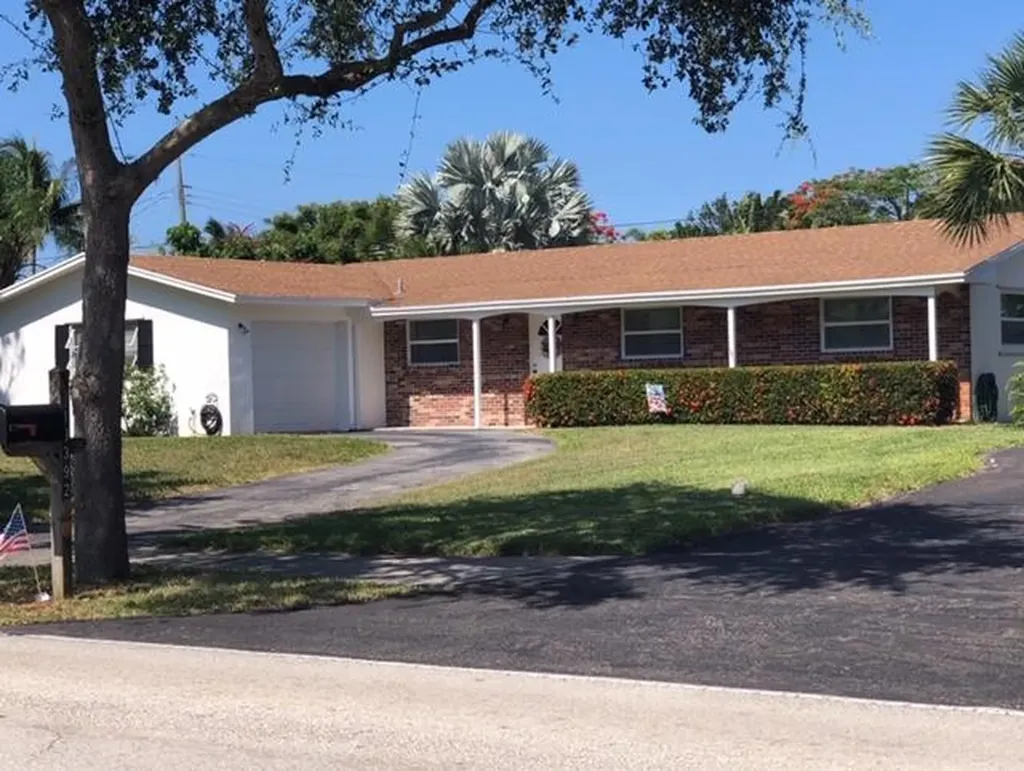 19406 Country Club Drive Jupiter FL 33469