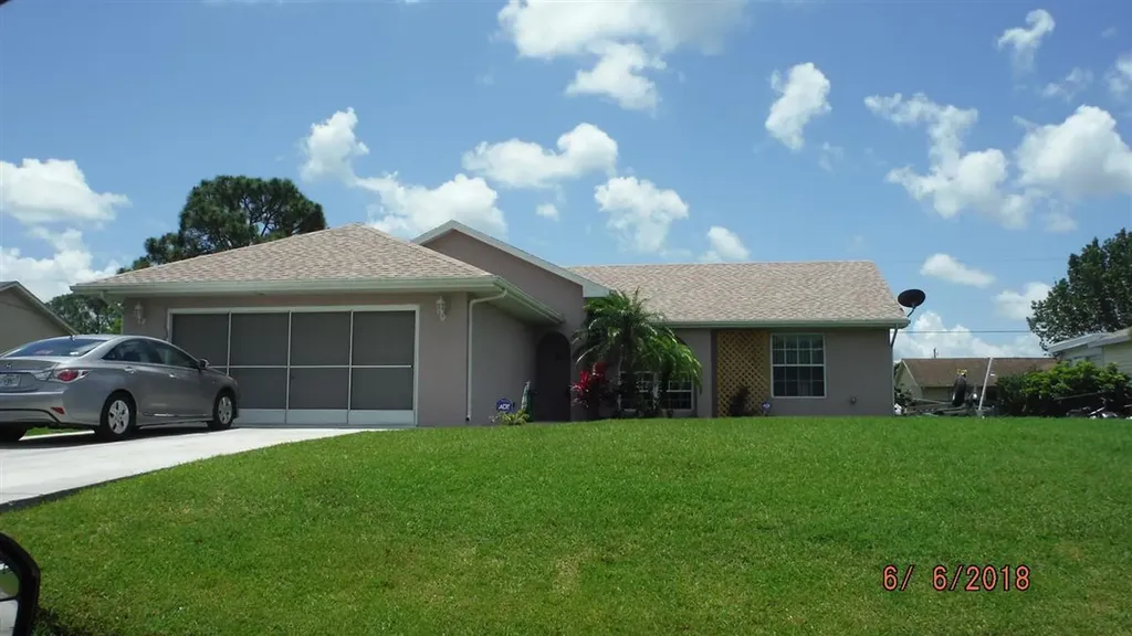 254 SW Starfish Avenue Port St Lucie FL 34984
