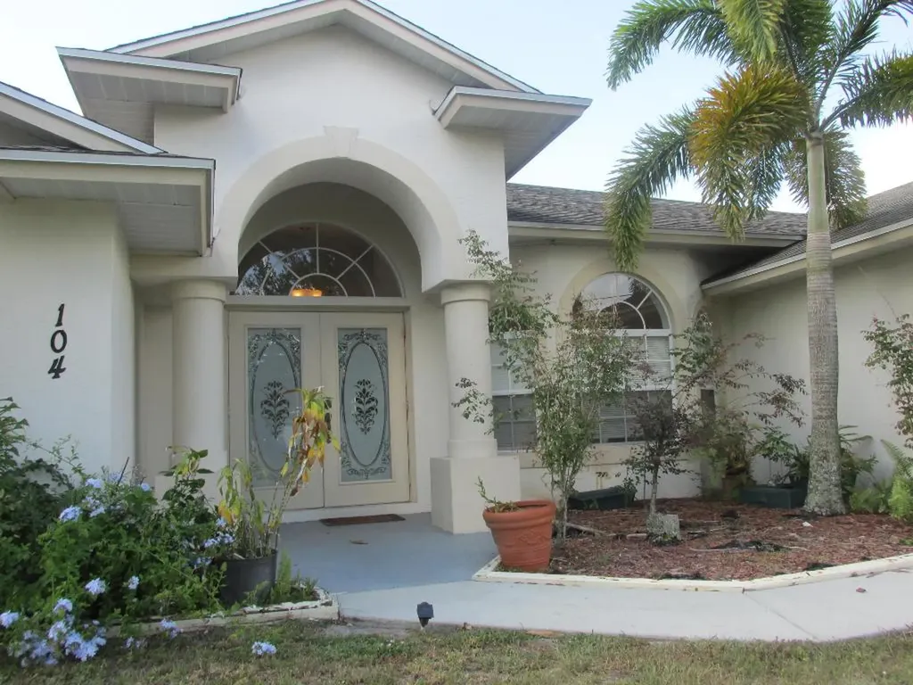 104 SW Exora Terrace Port St Lucie FL 34953