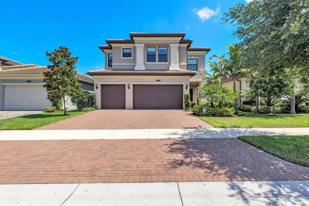 9517 Eden Roc Court Delray Beach FL 33446