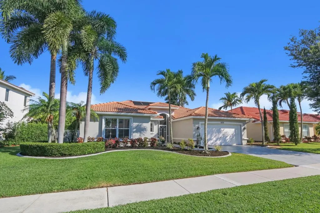 5858 La Gorce Circle Lake Worth FL 33463