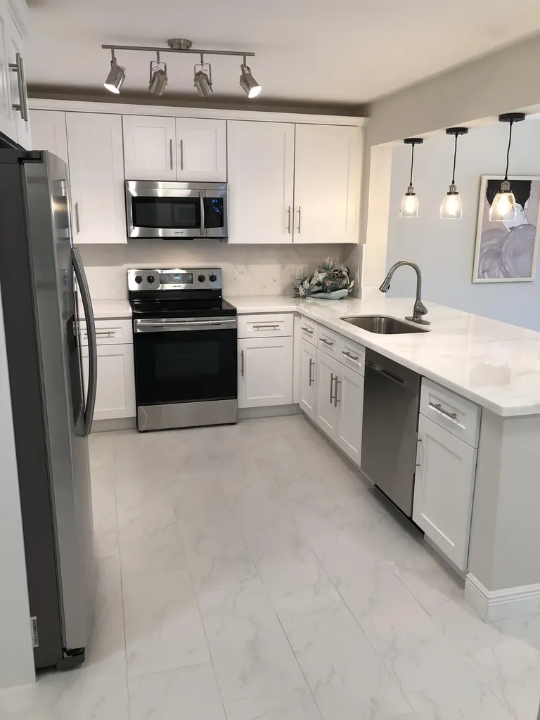 9070 Tracy Court Boca Raton FL 33496