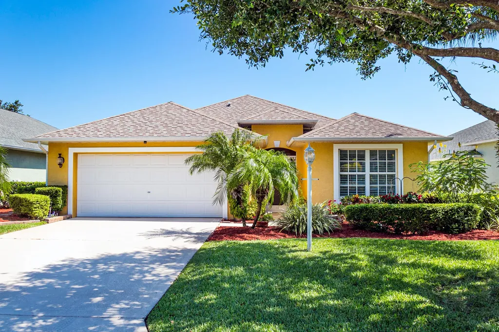 441 SW Sundance Trail Port St Lucie FL 34953