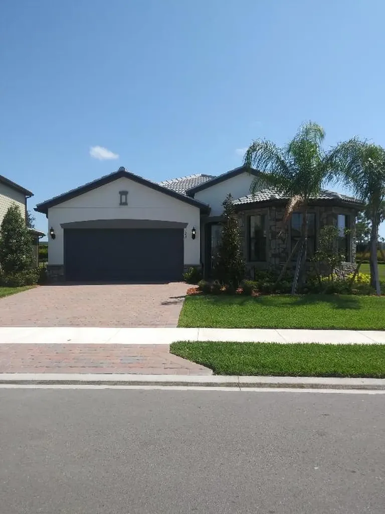 123 SE Courances Drive Port St Lucie FL 34984