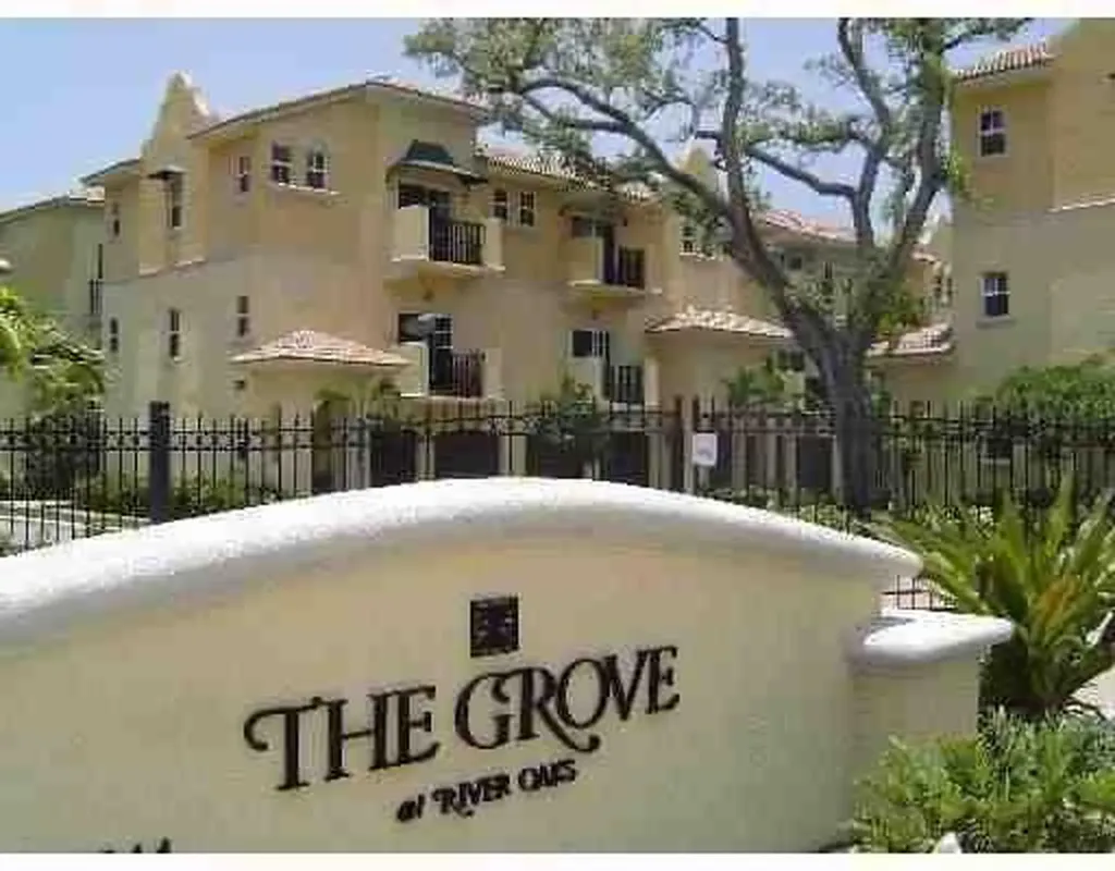 2532 SW 14th Avenue Fort Lauderdale FL 33315
