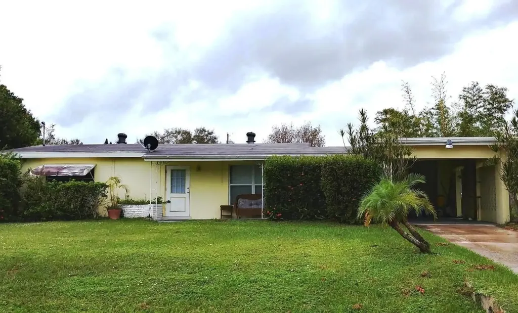2407 Kelly Court Fort Pierce FL 34982