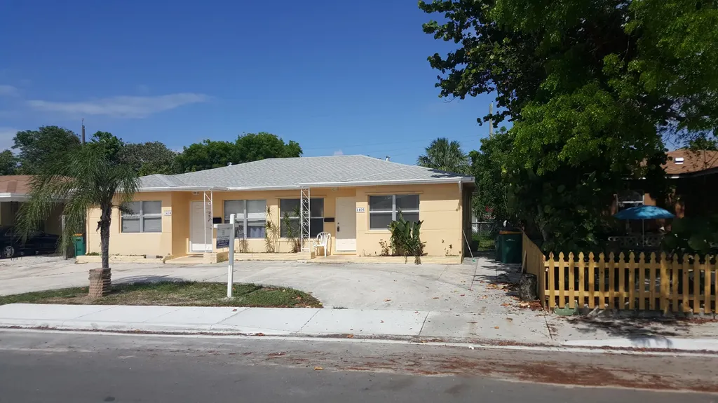 1406 N J Street Lake Worth Beach FL 33460