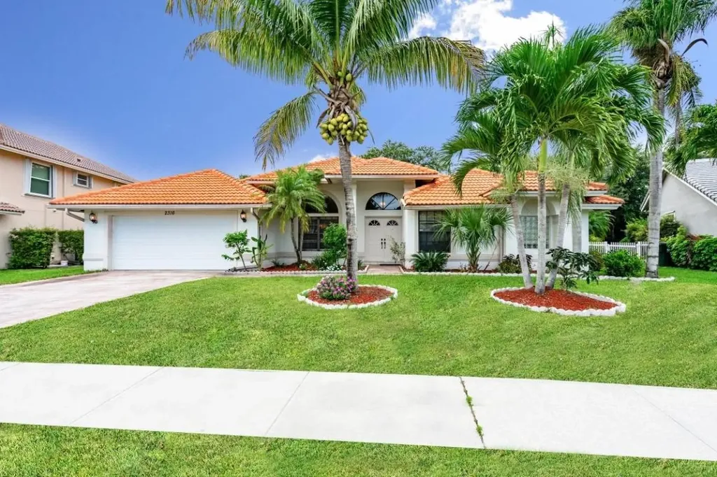 2316 Stonegate Drive Wellington FL 33414