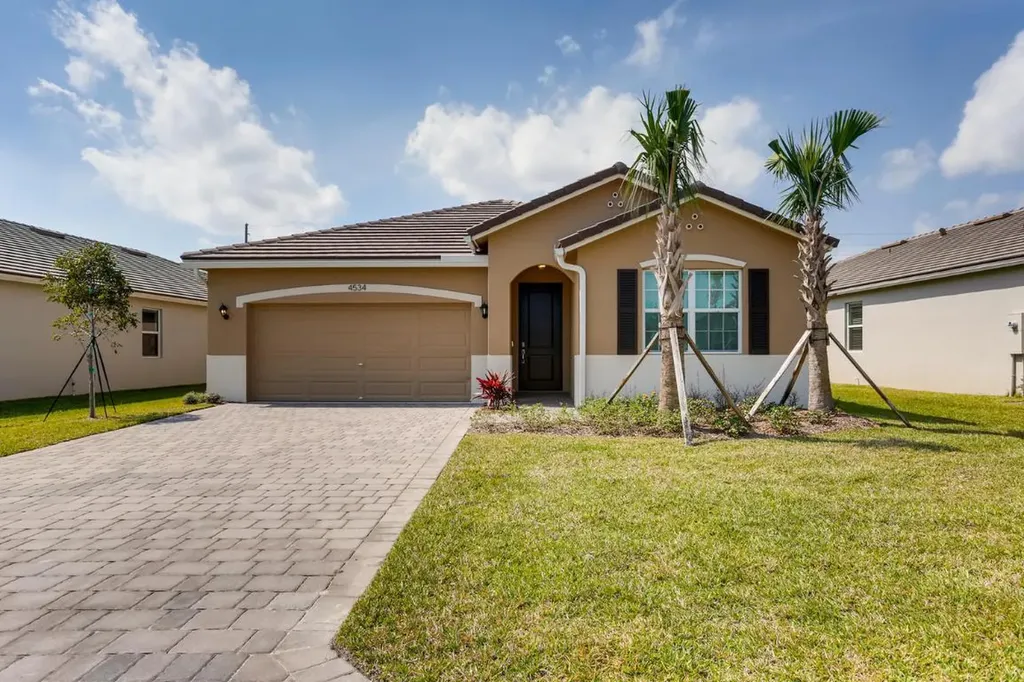 4534 NW King Court Jensen Beach FL 34957