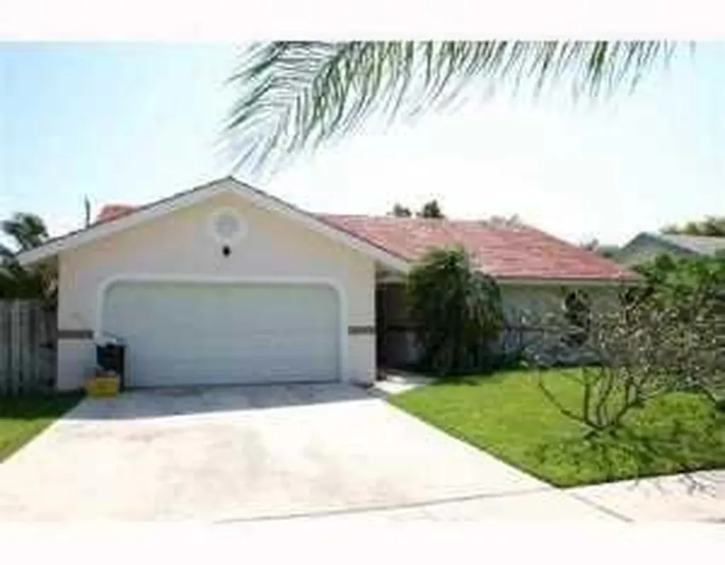 7600 Texas Trail Boca Raton FL 33487