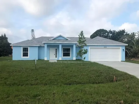 1842 SW Mackenzie Street Port St Lucie FL 34953