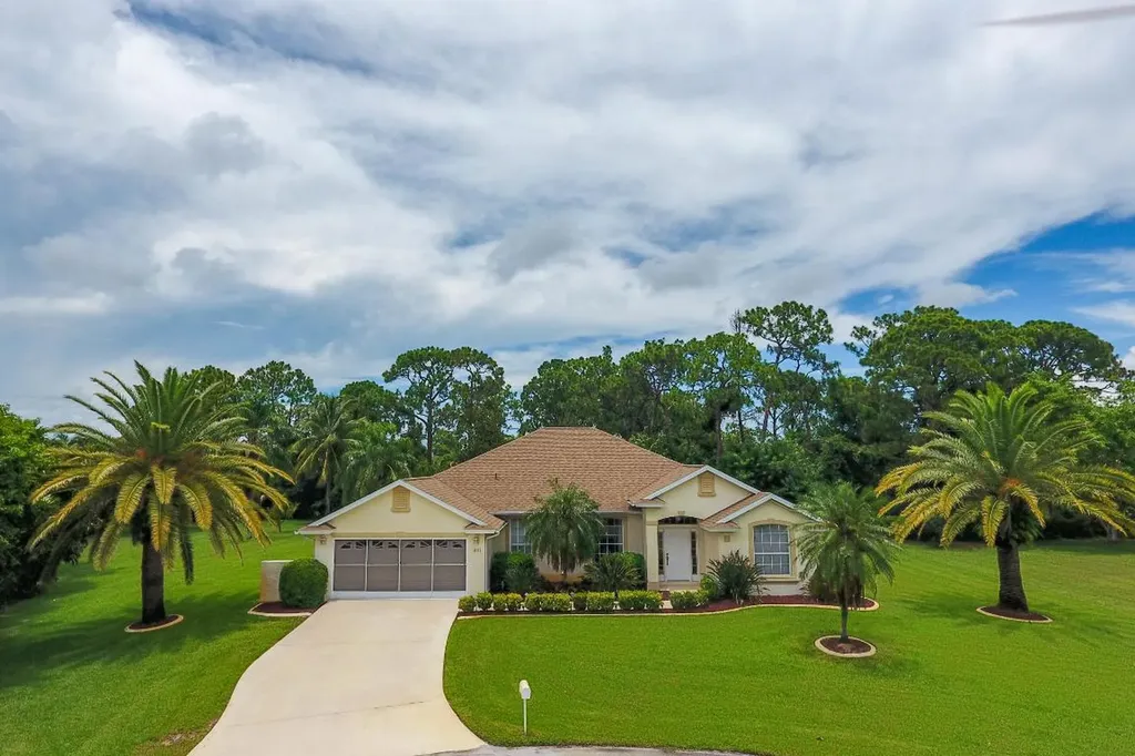 1801 SE Beving Avenue Port St Lucie FL 34952