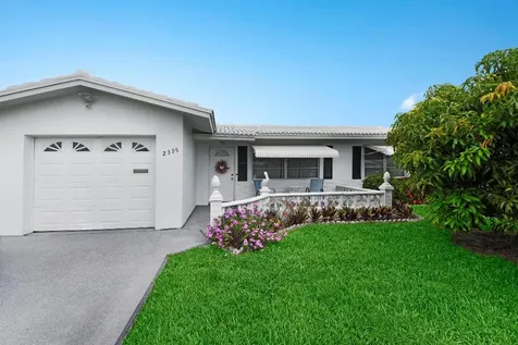2395 SW 11th Avenue Boynton Beach FL 33426