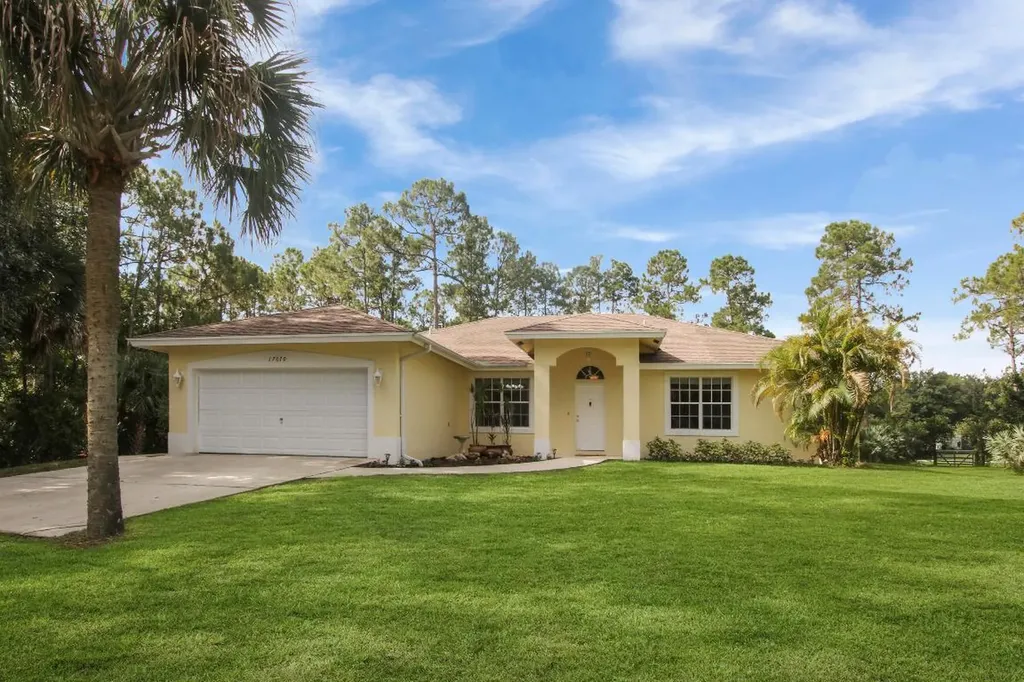 17070 Murcott Boulevard Loxahatchee FL 33470